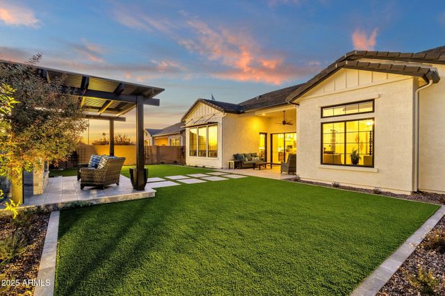 1151 E PEACH TREE Drive, Chandler, AZ 85249