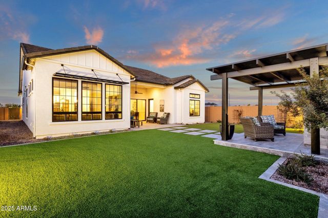 1151 E PEACH TREE Drive, Chandler, AZ 85249