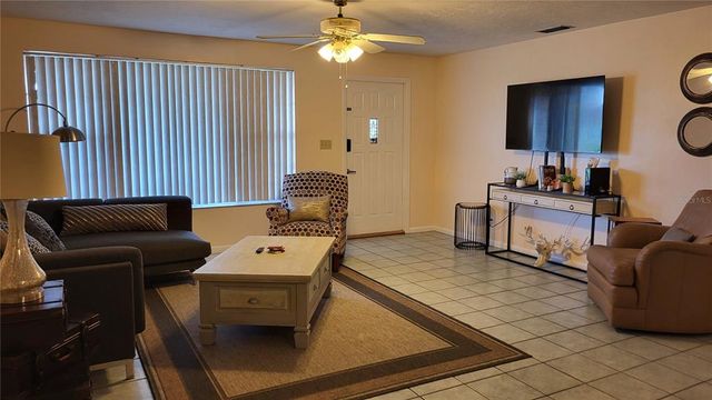 1114 LISA LANE, Okeechobee, FL 34974