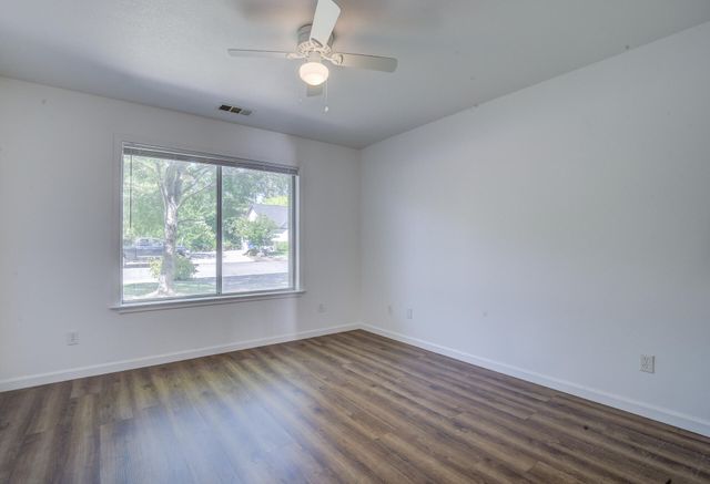 1633 Wee Burn Court, Redding, CA 96003