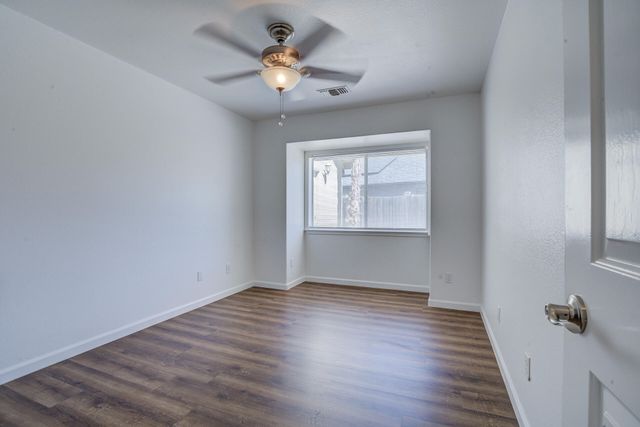 1633 Wee Burn Court, Redding, CA 96003