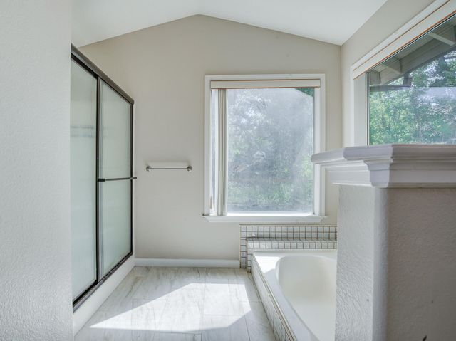 1633 Wee Burn Court, Redding, CA 96003