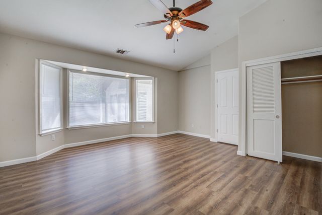 1633 Wee Burn Court, Redding, CA 96003