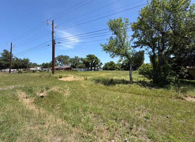 11796 FM 730 N, Azle, TX 76020