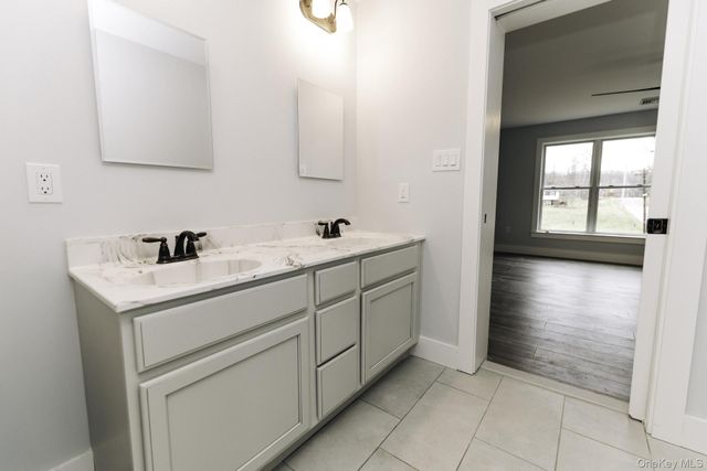 42 Sands Avenue, Milton, NY 12547