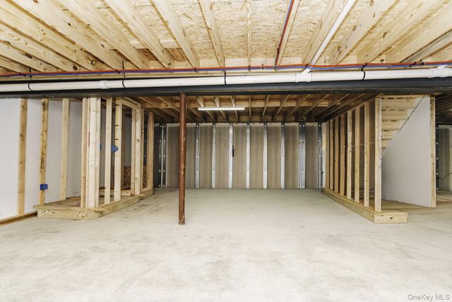 42 Sands Avenue, Milton, NY 12547