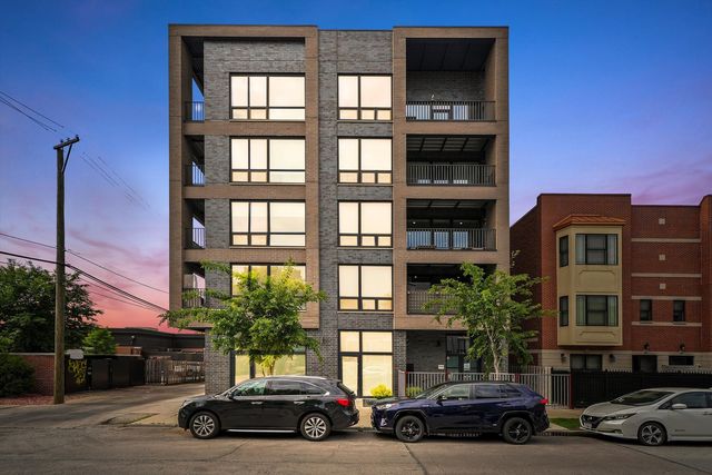 2342 W Adams Street 304, Chicago, IL 60612