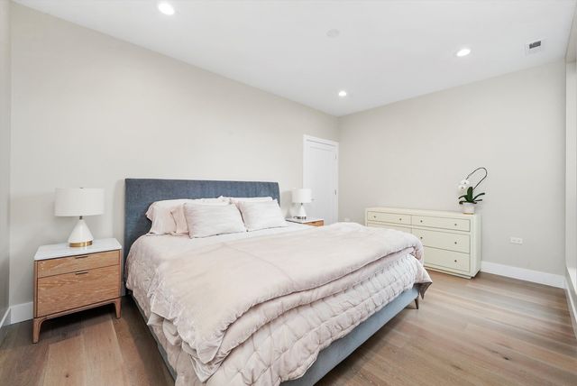 2342 W Adams Street 304, Chicago, IL 60612
