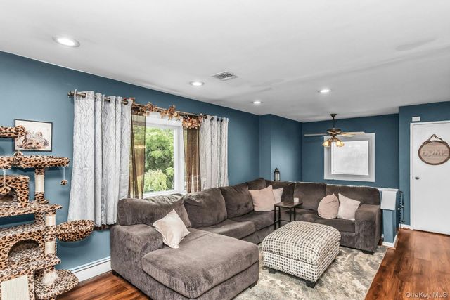 102 Willett Avenue, Sayville, NY 11782