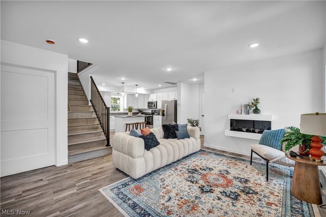 5239 Forest Avenue, Maple Heights, OH 44137