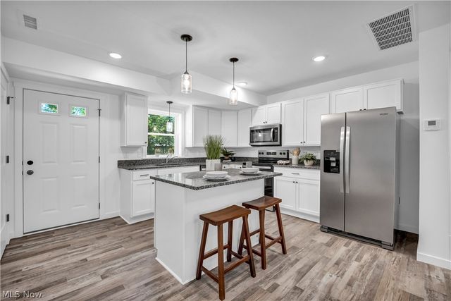 5239 Forest Avenue, Maple Heights, OH 44137