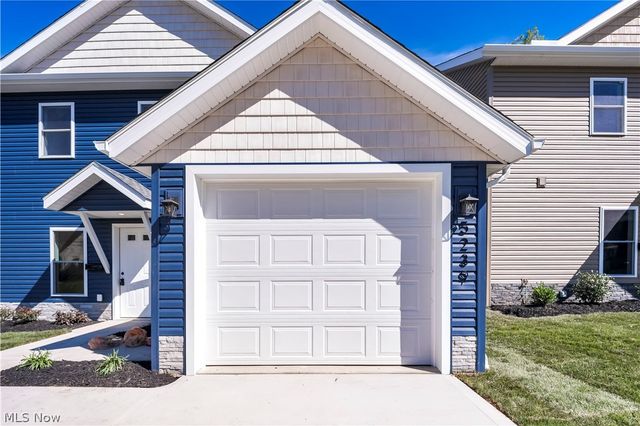 5239 Forest Avenue, Maple Heights, OH 44137