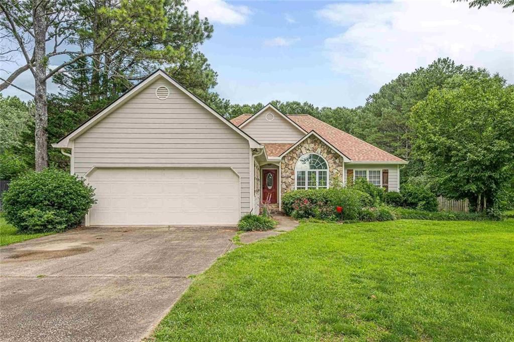 1400 White City Drive, Canton, GA 30115