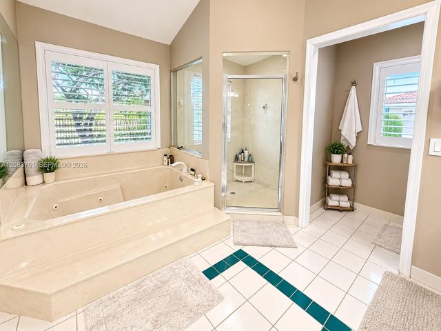 1165 Manor Court, Weston, FL 33326