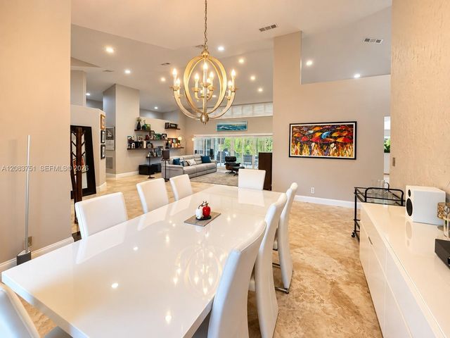1165 Manor Court, Weston, FL 33326