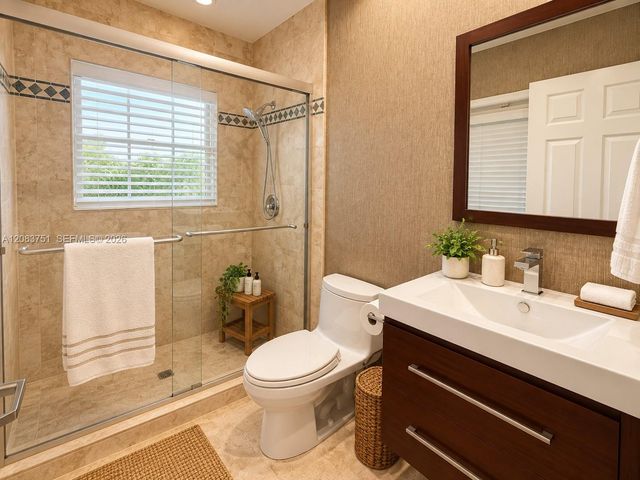 1165 Manor Court, Weston, FL 33326