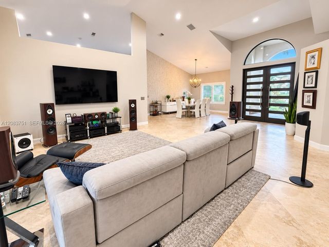 1165 Manor Court, Weston, FL 33326