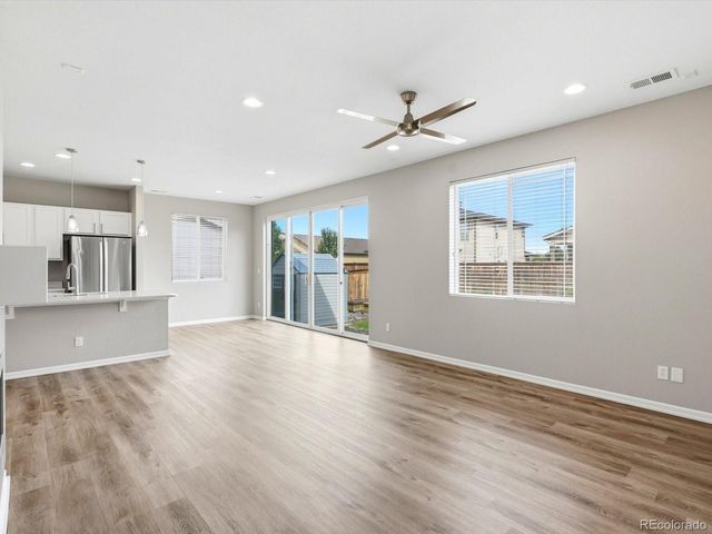 206 S Kewaunee Way, Aurora, CO 80018