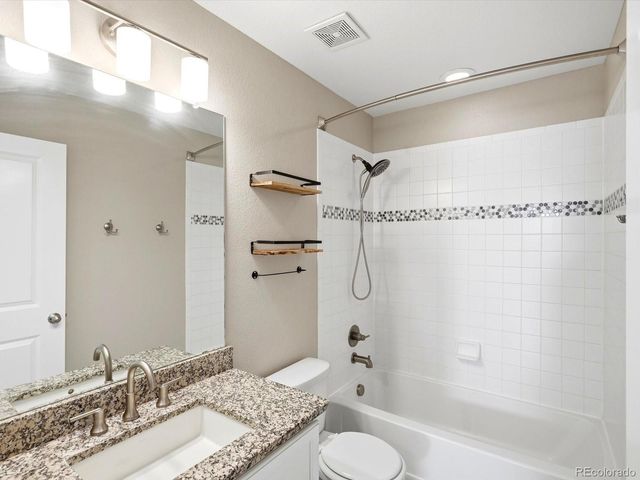 206 S Kewaunee Way, Aurora, CO 80018