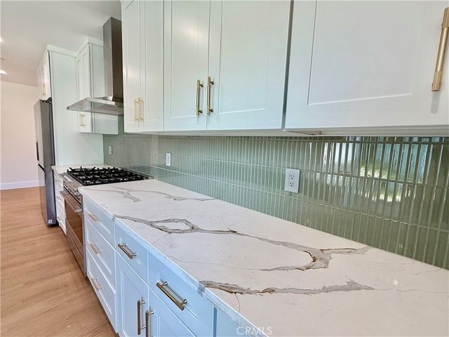 22130 Gault Street, Canoga Park, CA 91303