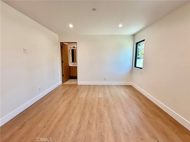 22130 Gault Street, Canoga Park, CA 91303