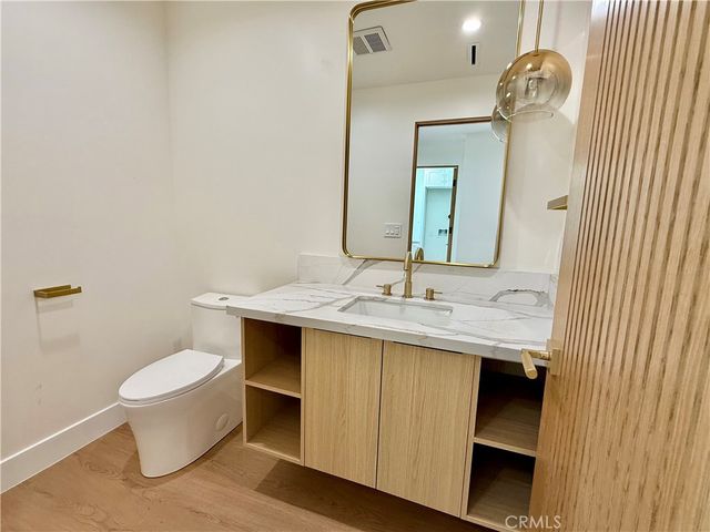 22130 Gault Street, Canoga Park, CA 91303