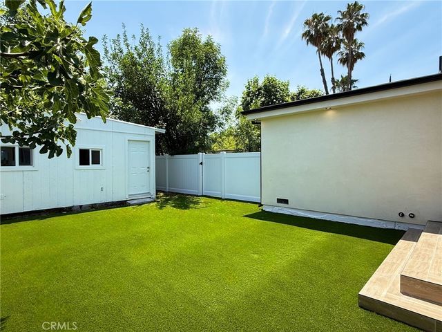 22130 Gault Street, Canoga Park, CA 91303
