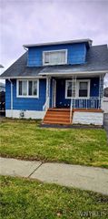 30 Jackson Avenue, Lackawanna, NY 14218