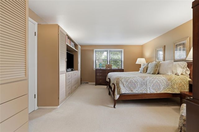 124 Windsor Court, Monroeville, PA 15146