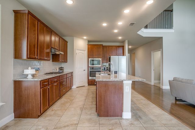 9620 Abington Avenue, Fort Worth, TX 76131