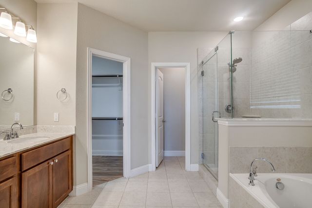 9620 Abington Avenue, Fort Worth, TX 76131