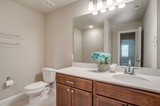 9620 Abington Avenue, Fort Worth, TX 76131