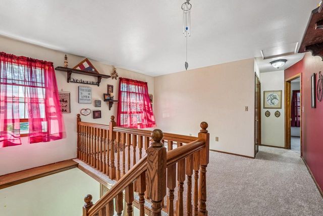 205 Fox Glen ROAD, Fredonia, WI 53021