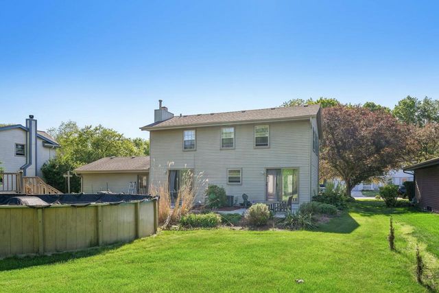 205 Fox Glen ROAD, Fredonia, WI 53021