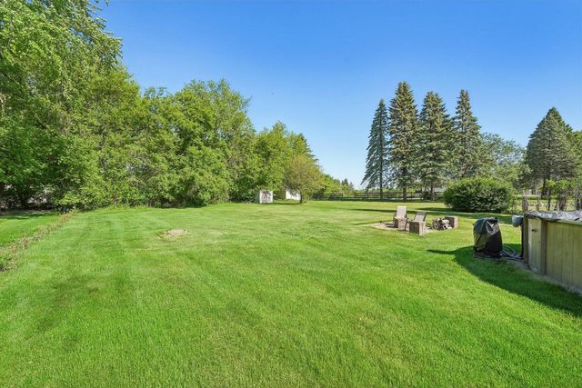 205 Fox Glen ROAD, Fredonia, WI 53021