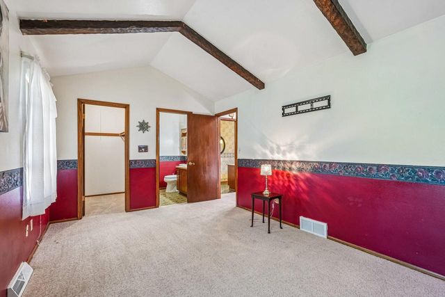 205 Fox Glen ROAD, Fredonia, WI 53021