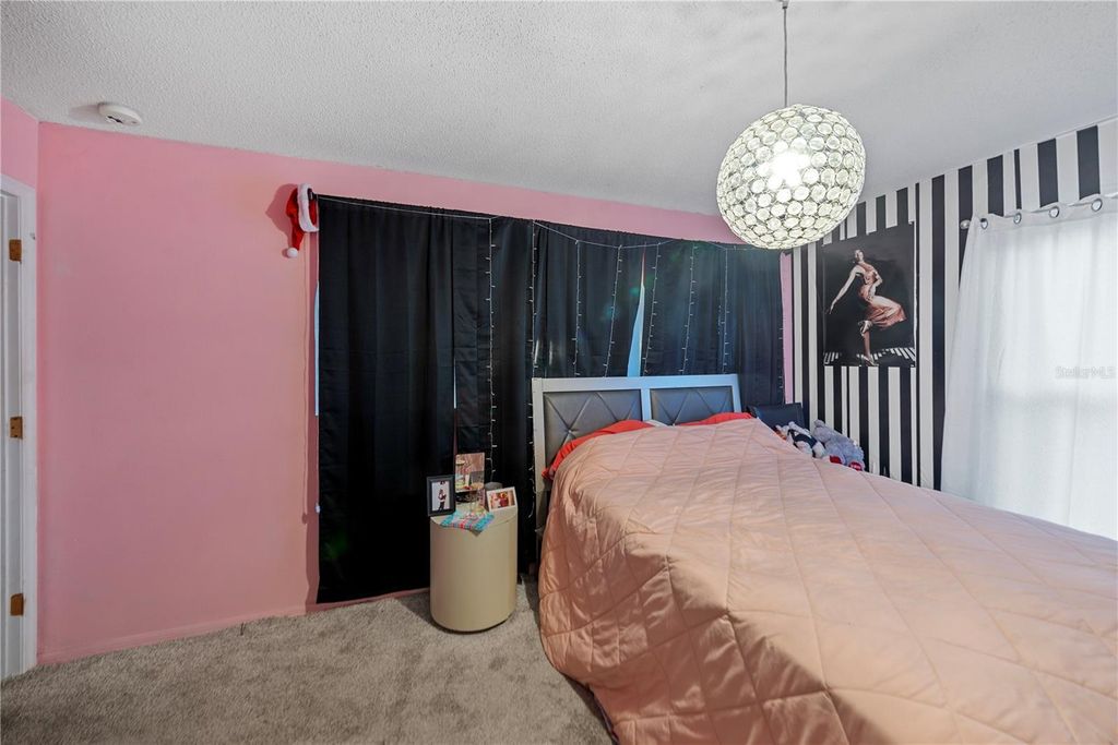 Image 17 of property listing at 12965 TRIBUTE DRIVE, Riverview, FL 33578