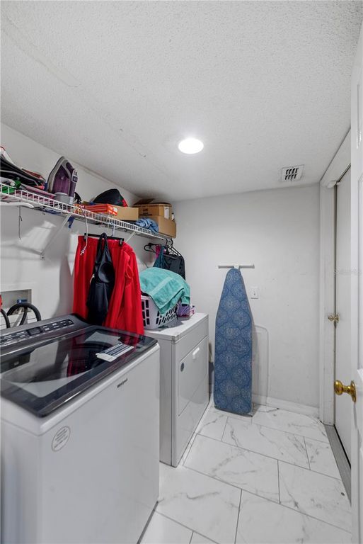 Image 39 of property listing at 12965 TRIBUTE DRIVE, Riverview, FL 33578