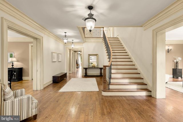 606 KENTLAND DR, Great Falls, VA 22066