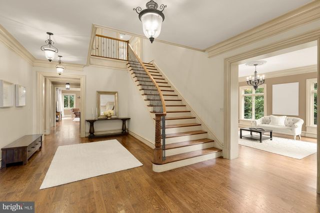 606 KENTLAND DR, Great Falls, VA 22066