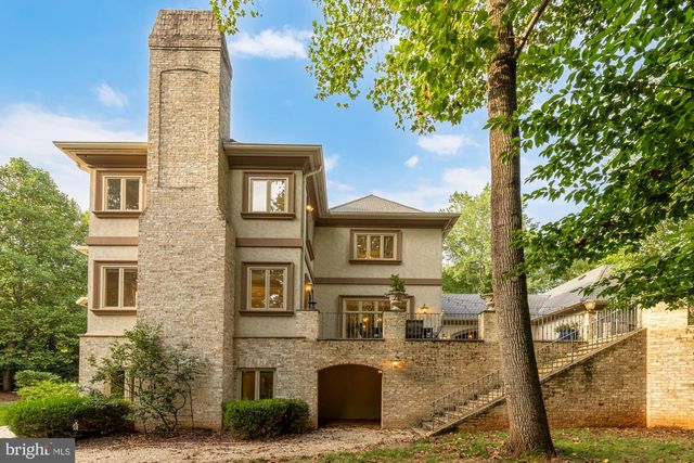 606 KENTLAND DR, Great Falls, VA 22066