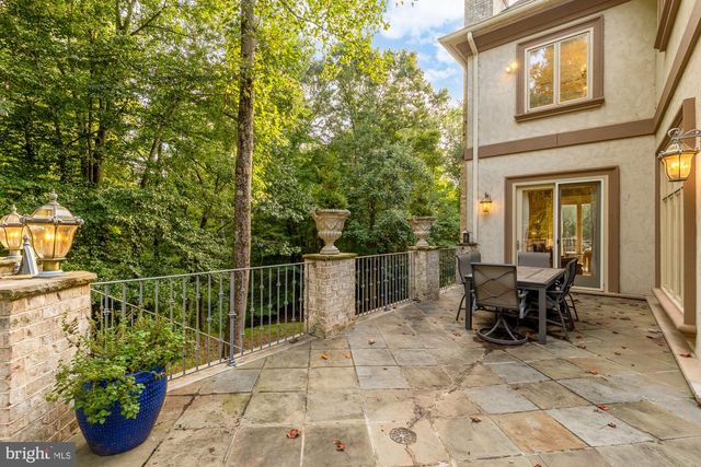 606 KENTLAND DR, Great Falls, VA 22066