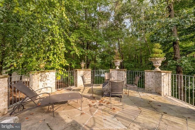 606 KENTLAND DR, Great Falls, VA 22066