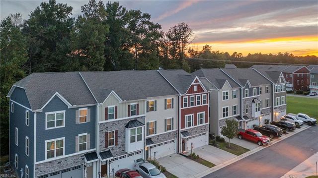 1808 Aft WAY, Chesapeake, VA 23323