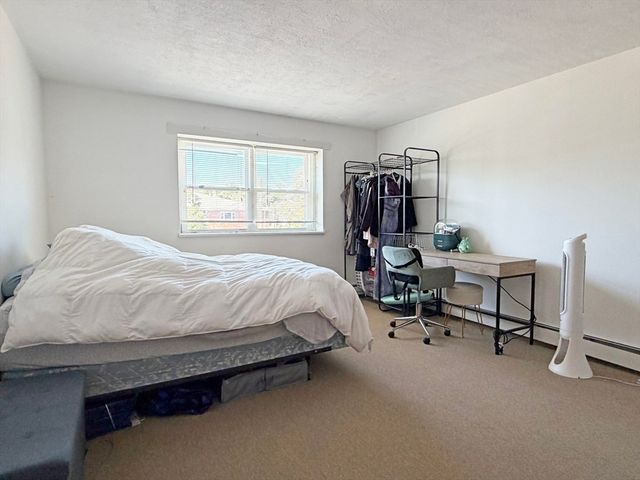 1077 Chestnut St 8, Newton, MA 02464