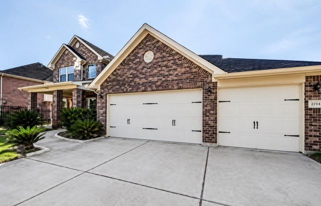 2711 Kestrel Trace Lane, Katy, TX 77494