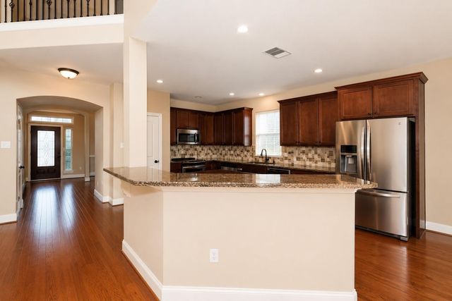 2711 Kestrel Trace Lane, Katy, TX 77494