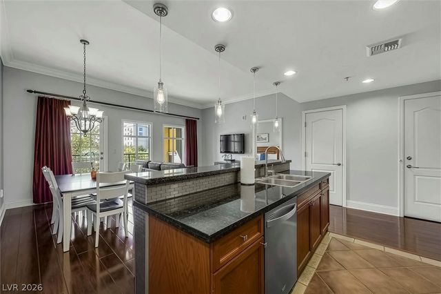 30 Strada Di Villaggio 205, Henderson, NV 89011