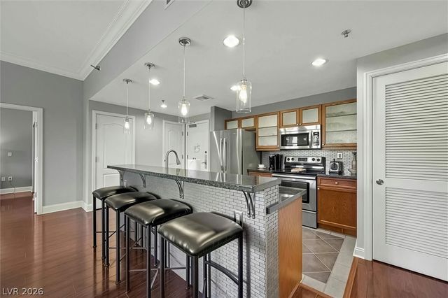 30 Strada Di Villaggio 205, Henderson, NV 89011