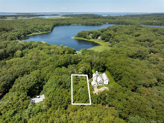 141 W Neck Road, Southampton, NY 11968